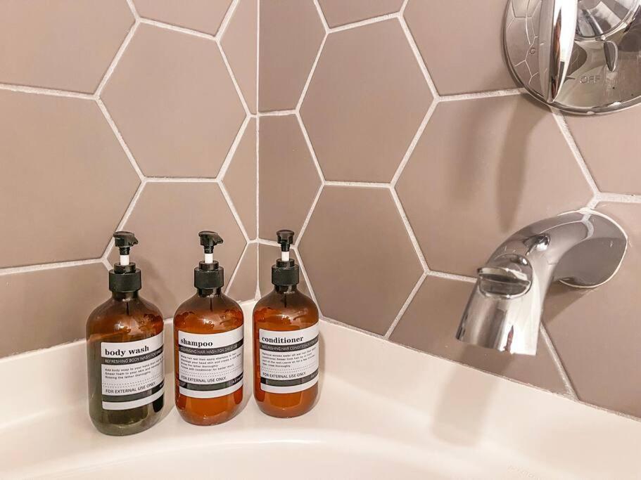 Luxury 1Bdr Centrally Located In Hollywood ロサンゼルス エクステリア 写真
