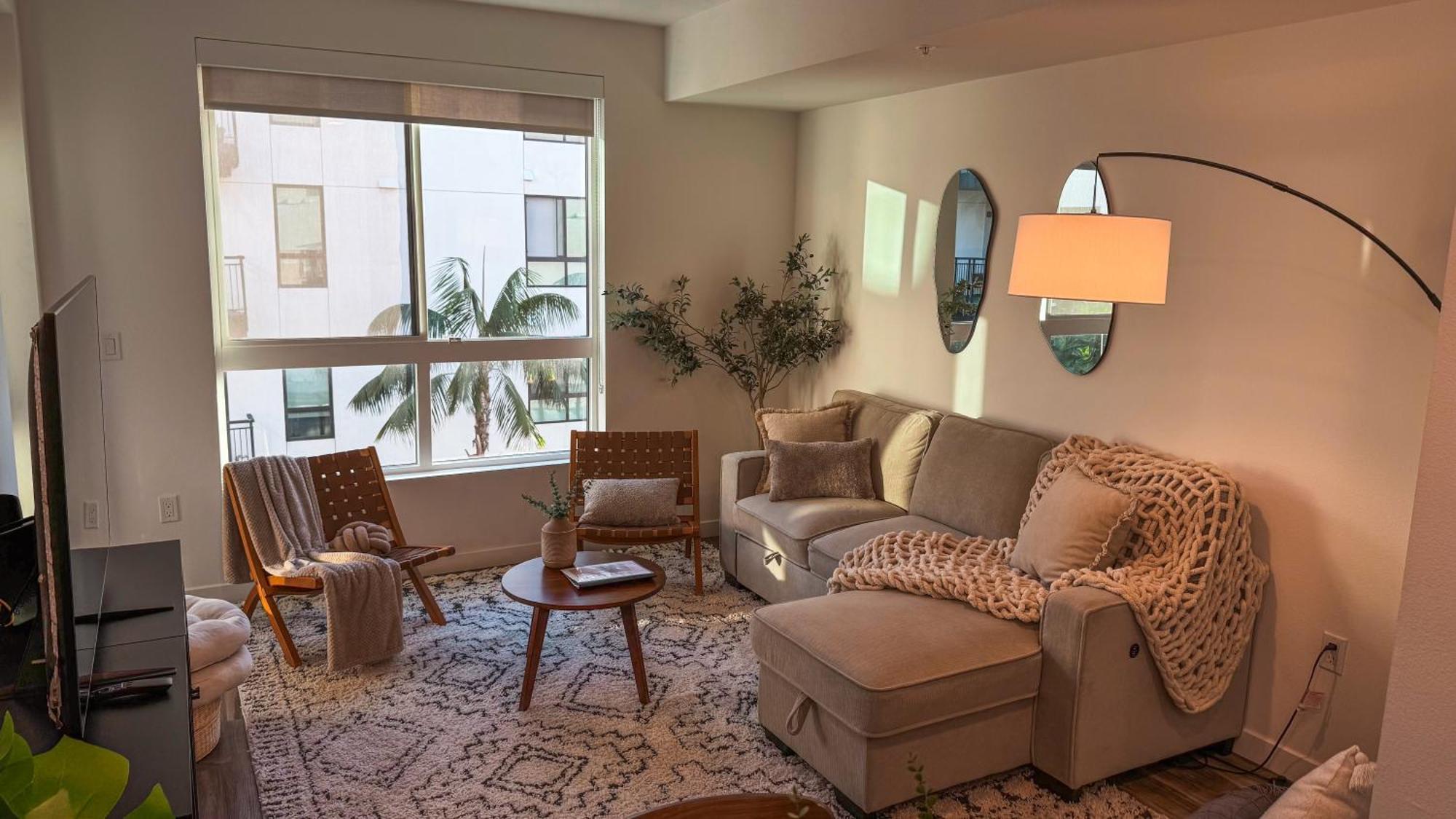 Luxury 1Bdr Centrally Located In Hollywood ロサンゼルス エクステリア 写真